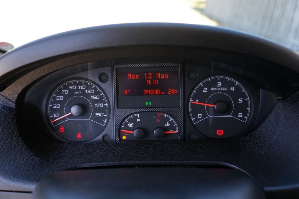 Peugeot Boxer 335 2,2 BlueHDi 165 L3 Plus 2d