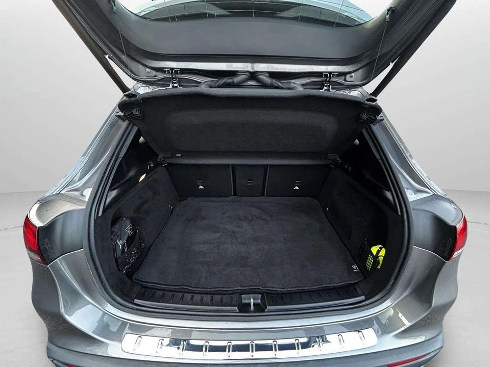 Mercedes EQA250 Progressive 5d