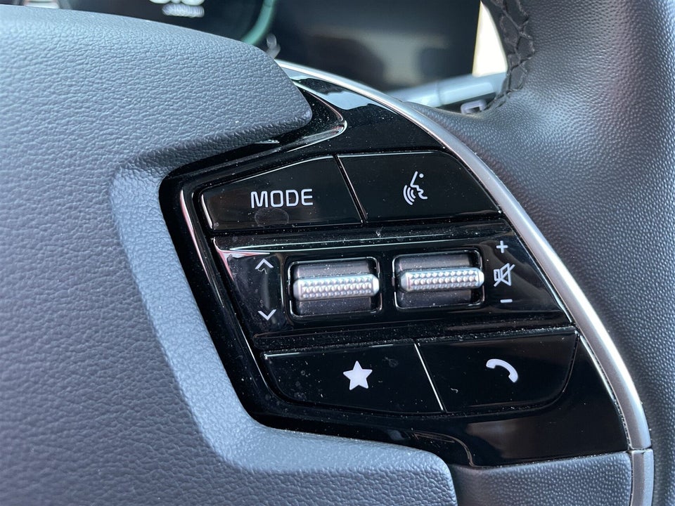 Kia Niro 1,6 PHEV Prestige DCT 5d