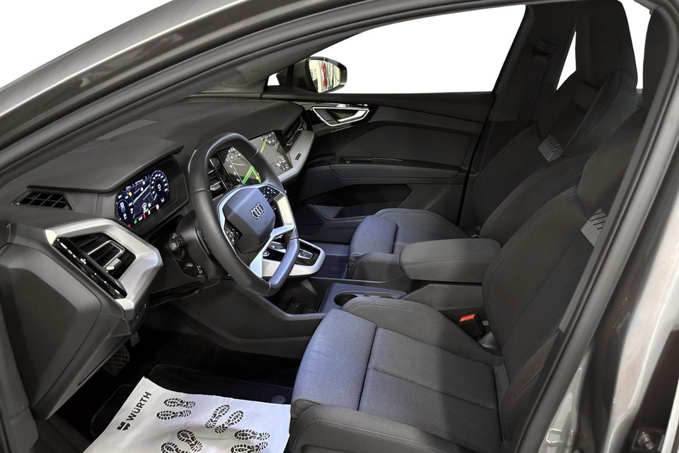 Audi Q4 e-tron 45 Progress 5d
