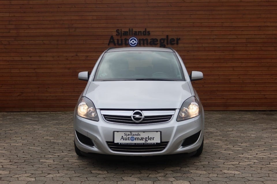 Opel Zafira 1,8 16V 140 Classic 7prs 5d