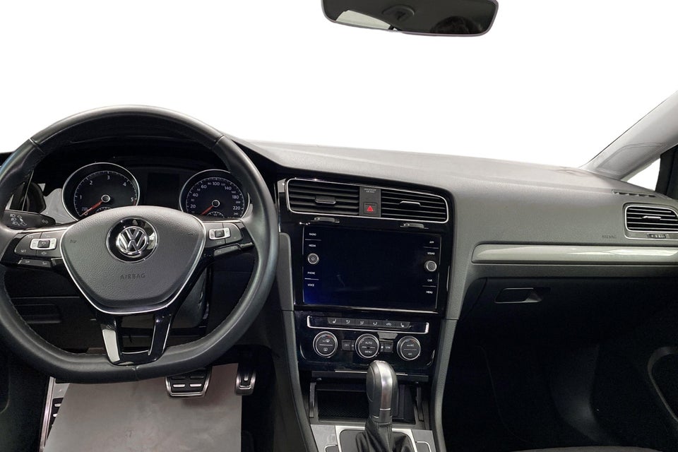 VW Golf VII 1,6 TDi 115 IQ.Drive DSG 5d