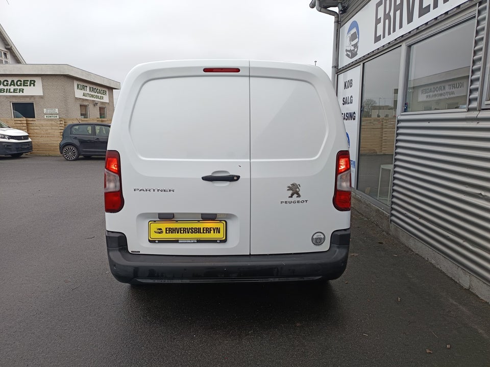 Peugeot Partner 1,5 BlueHDi 100 L2V2 Grip Van
