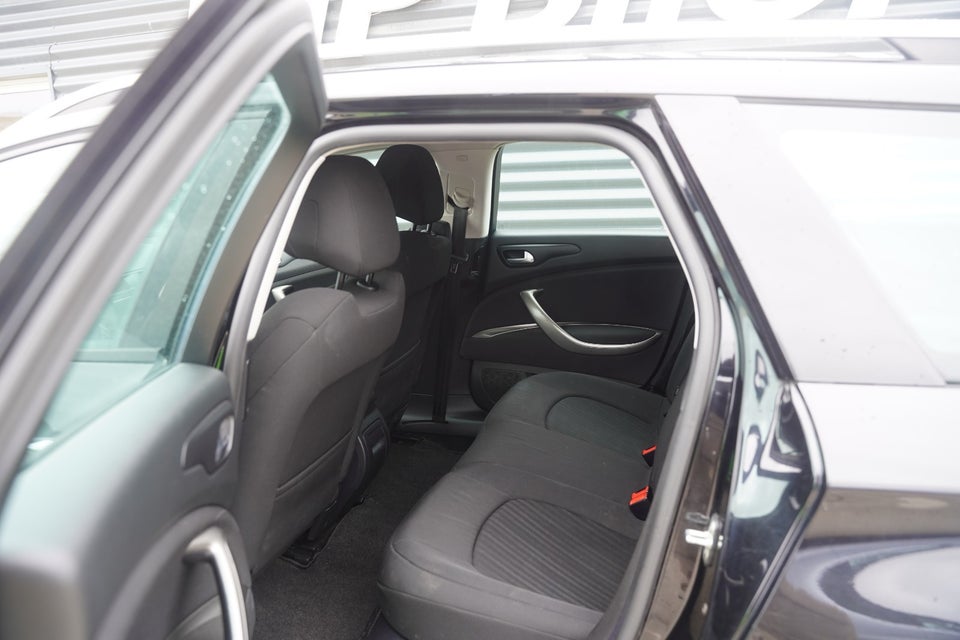 Citroën C5 2,0i 16V Dynamique Tourer 5d