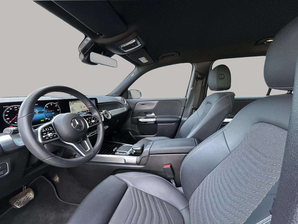 Mercedes EQB300 Progressive 4Matic 5d