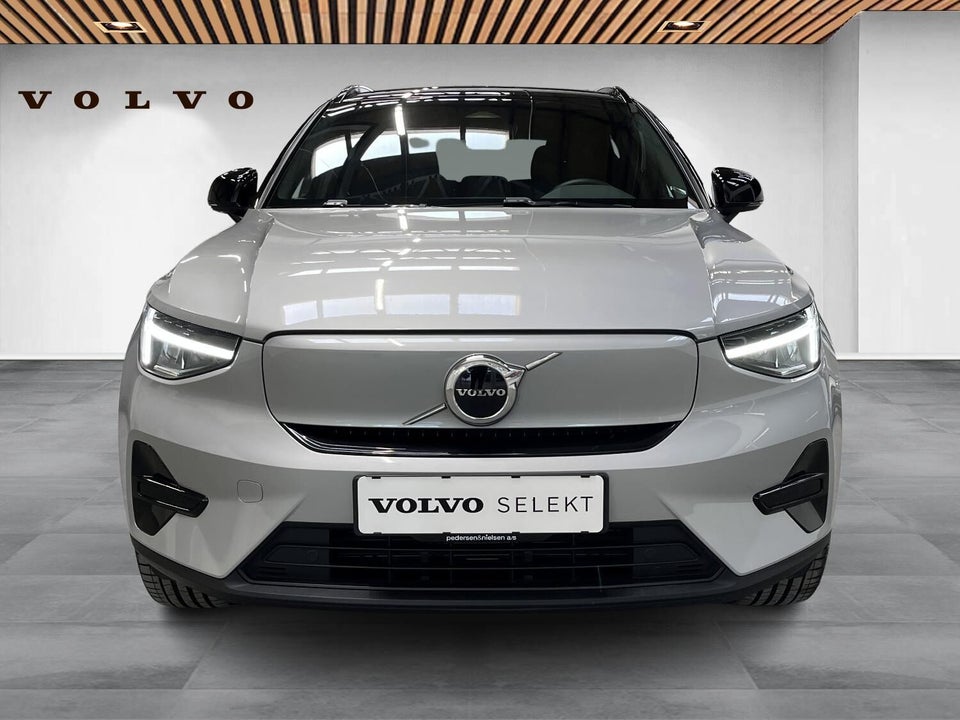 Volvo EX40 Extended Range Plus 5d