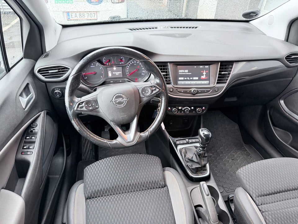 Opel Crossland X 1,2 T 130 Enjoy 5d