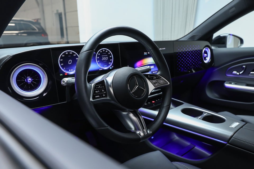 Mercedes CLA250+ EQ Progressive 4d