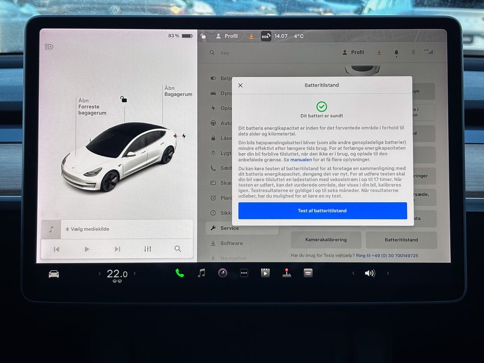 Tesla Model 3 Long Range AWD 4d