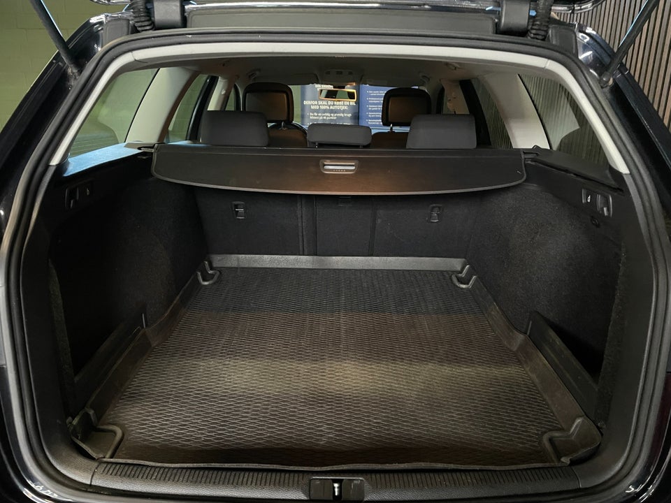 VW Passat 1,6 TDi 105 Comfortline Variant BMT 5d