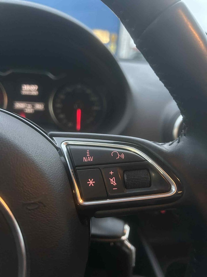 Audi A3 1,6 TDi 110 Ambition Sportback S-tr. 5d