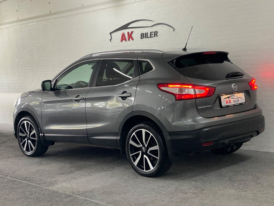 Nissan Qashqai 1,6 dCi 130 Tekna 5d