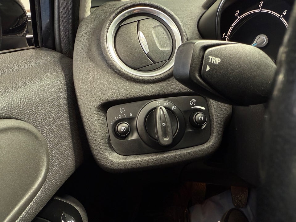 Ford Fiesta 1,5 TDCi 95 Titanium 5d