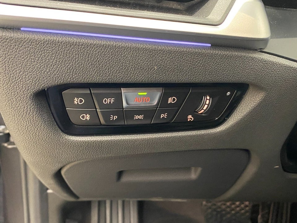 BMW 320d 2,0 Touring Sport Line aut. 5d