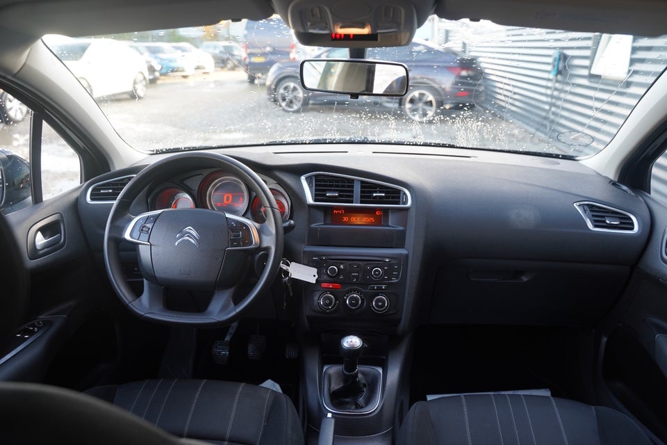 Citroën C4 1,4 VTi Attraction 5d
