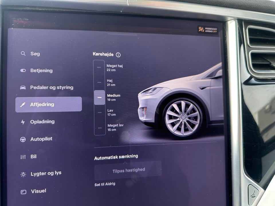 Tesla Model X 90D 5d