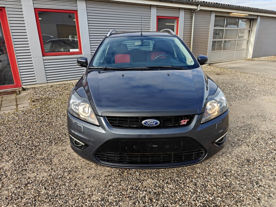 Ford Focus 1,6 TDCi 90 Titanium stc. 5d