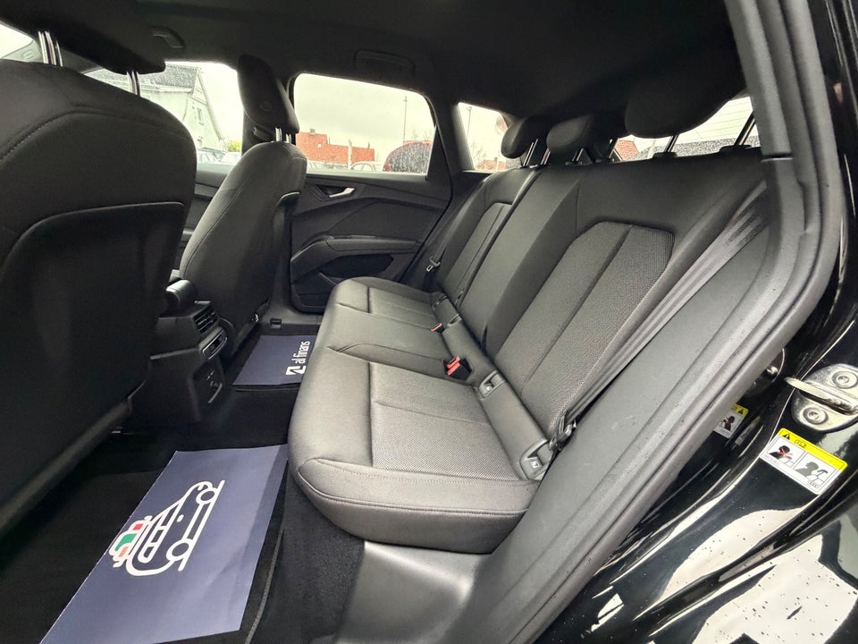 Audi Q4 e-tron 40 Advanced 5d