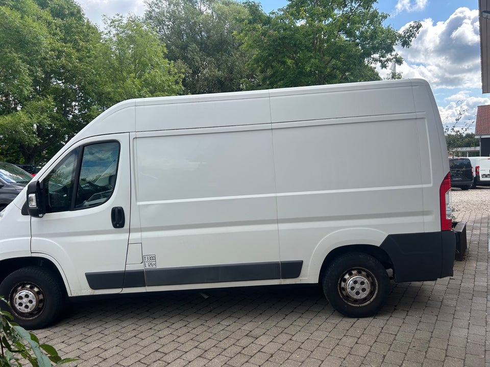 Peugeot Boxer 330 2,2 HDi 130 Kassevogn L2H2