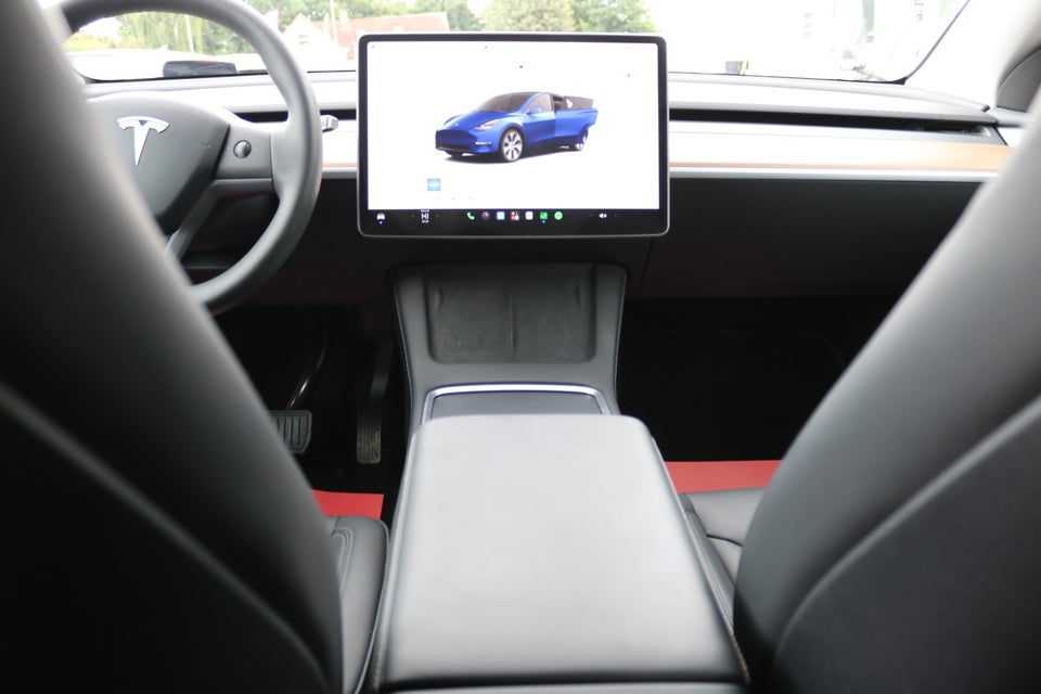 Tesla Model Y RWD 5d