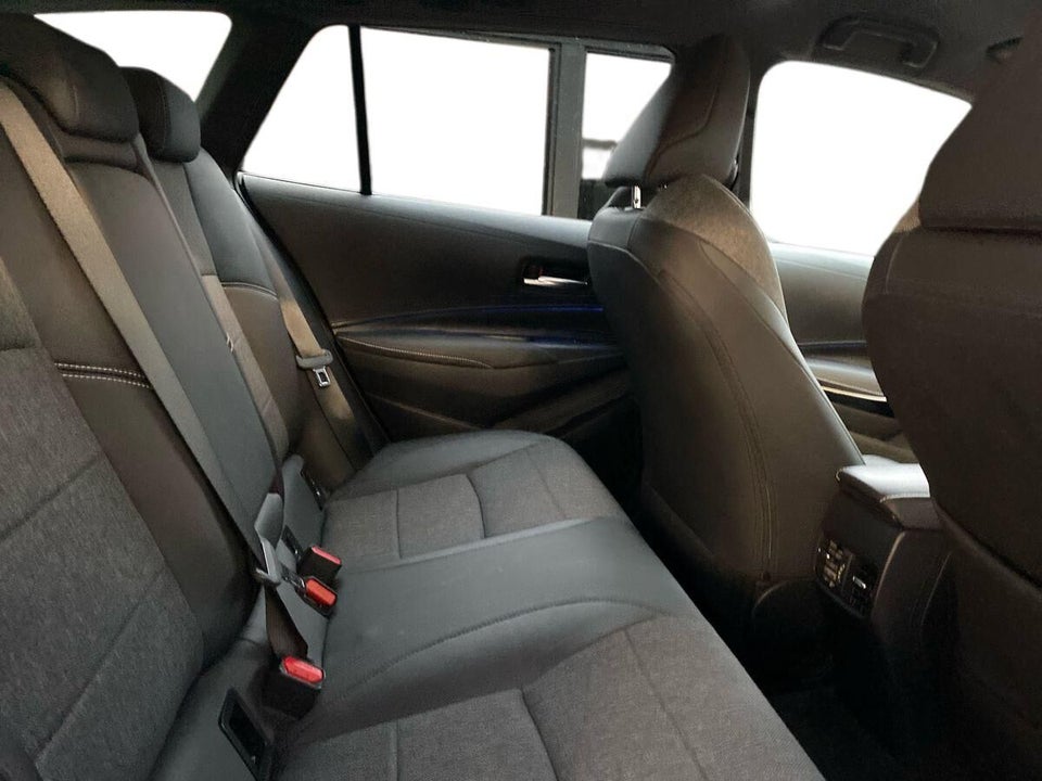 Toyota Corolla 1,8 Hybrid Active Premium Touring Sports MDS 5d