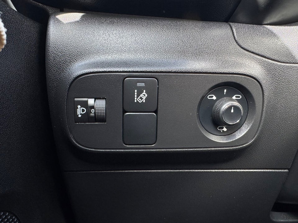 Citroën C3 1,5 BlueHDi 100 SkyLine 5d