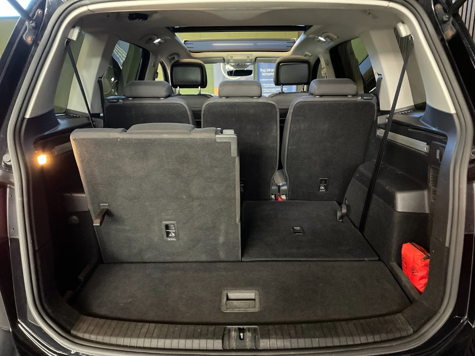 VW Touran 2,0 TDi 150 Highline DSG 7prs 5d