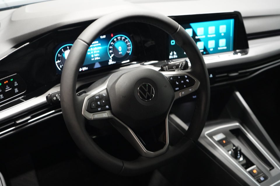 VW Golf VIII 1,5 eTSi 150 Style DSG 5d