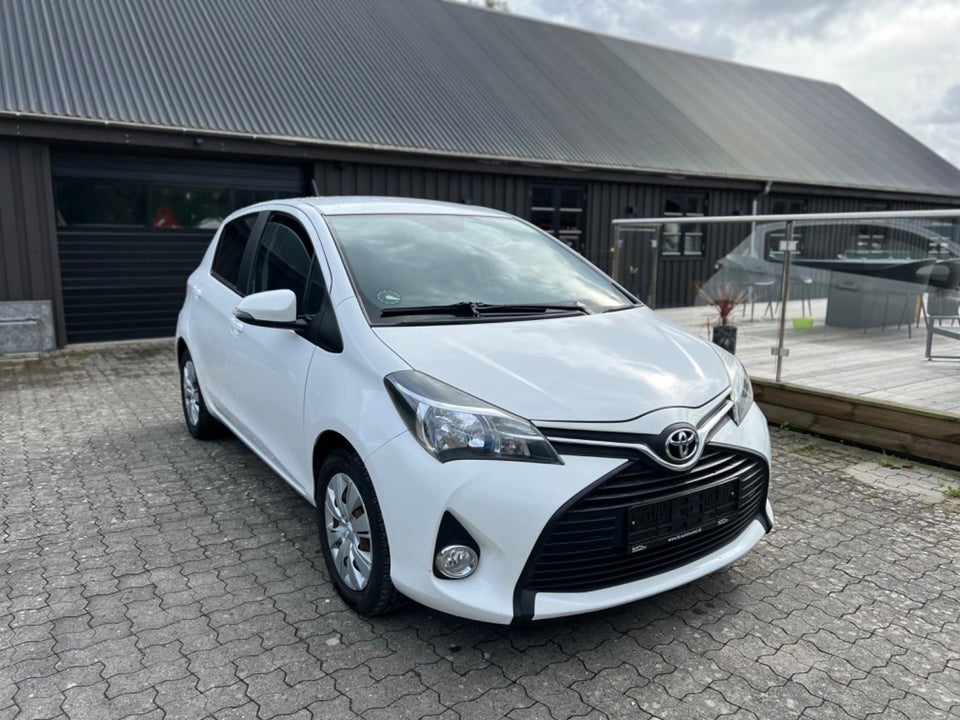 Toyota Yaris 1,0 VVT-i T1 Style 5d