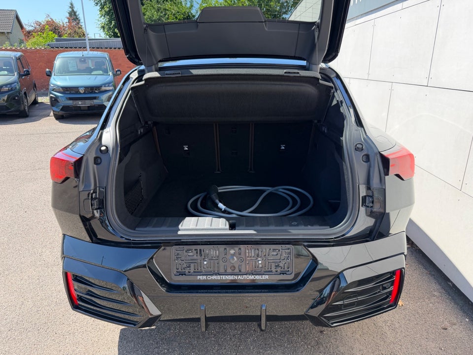 BMW iX2 eDrive20 Fully Charged M-Sport 5d