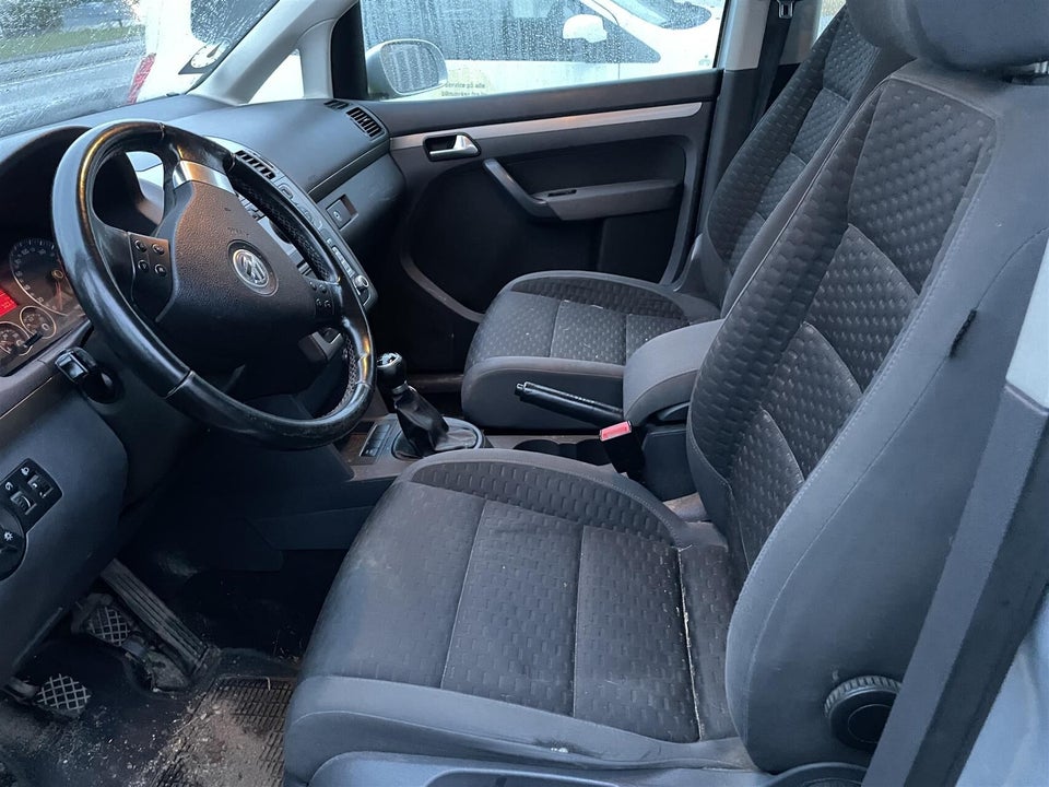 VW Touran 1,9 TDi 105 Trendline 5d