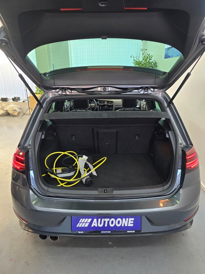 VW Golf VII 1,4 GTE DSG 5d