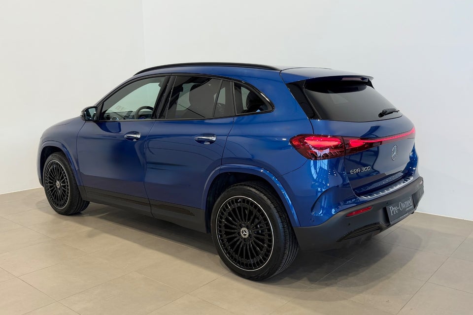 Mercedes EQA300 AMG Line 4Matic 5d