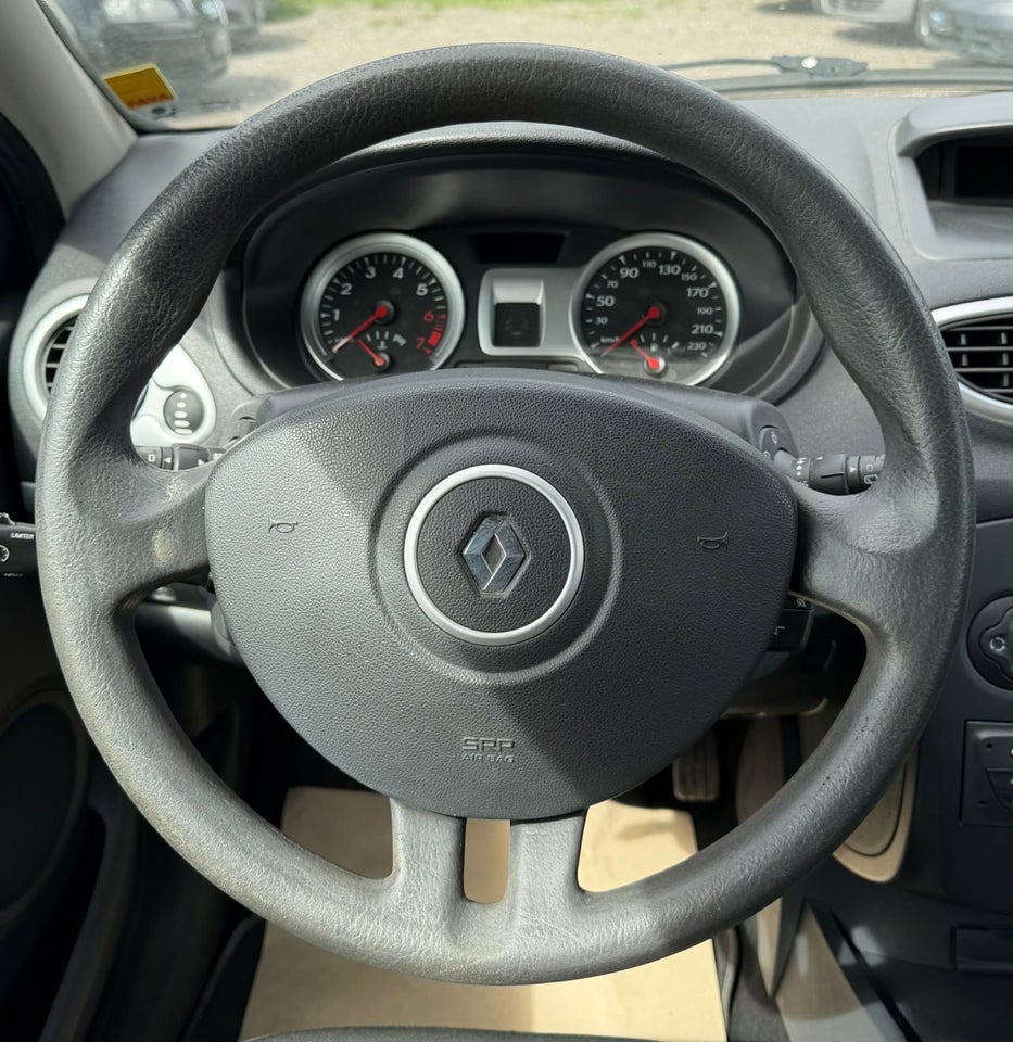Renault Clio II 1,5 dCi 65 Storia 5d