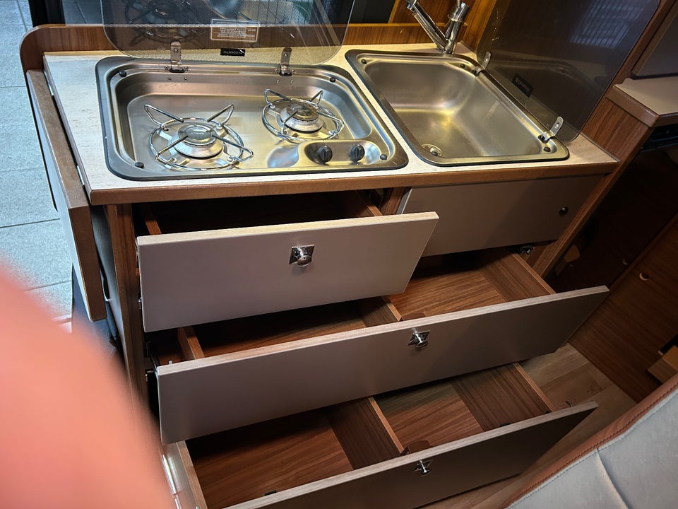 Pössl Globecar 2,3 600 aut. 3d