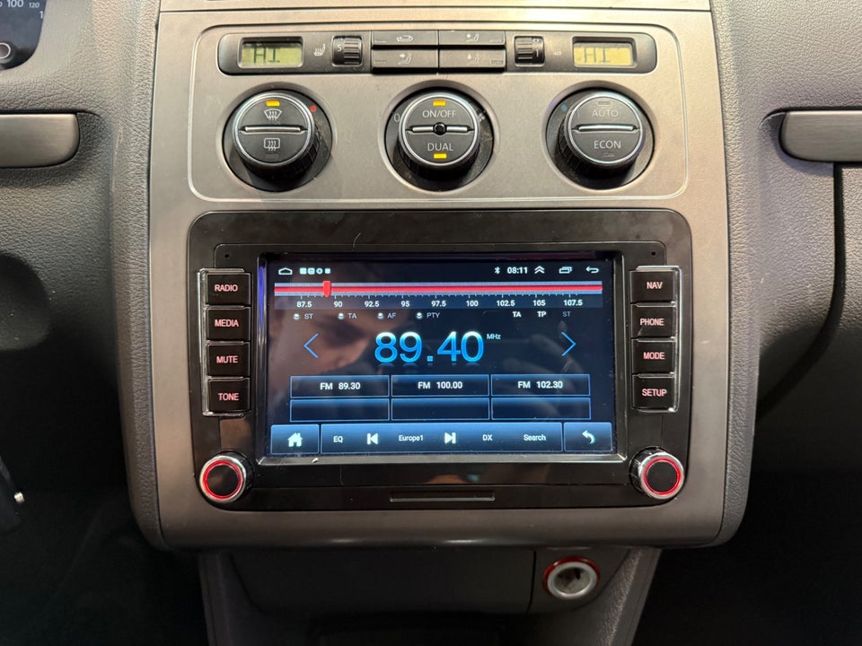 VW Touran 2,0 TDi 136 Trendline DSG Van 5d