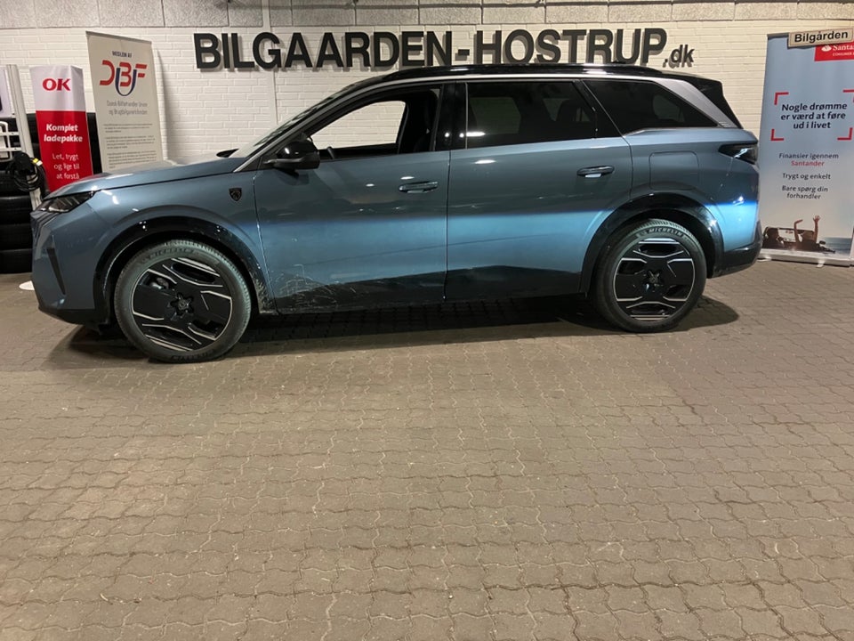 Peugeot e-5008 77 GT 7prs 5d