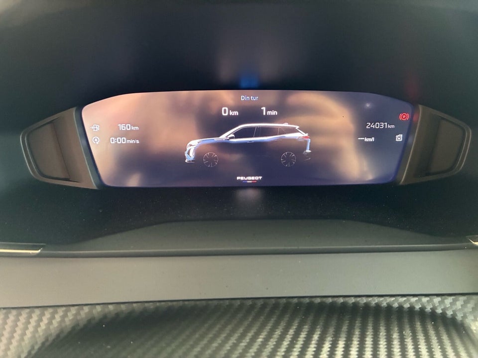 Peugeot 2008 1,2 PureTech 130 First Selection EAT8 5d
