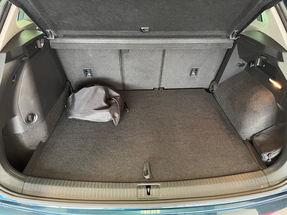 VW Tiguan 1,4 eHybrid Elegance DSG 5d