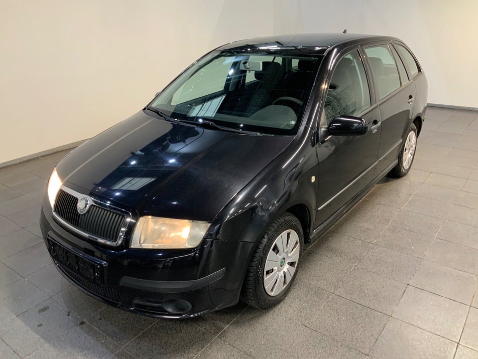 Skoda Fabia 1,4 16V 80 Ambiente Combi 5d