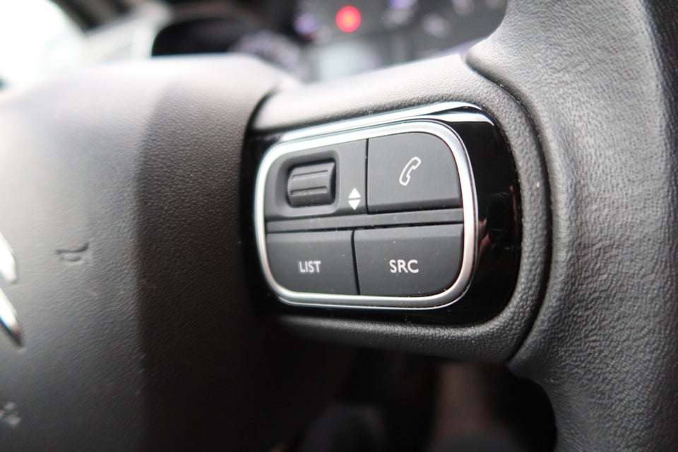 Citroën C3 1,2 PureTech 83 Shine Sport 5d