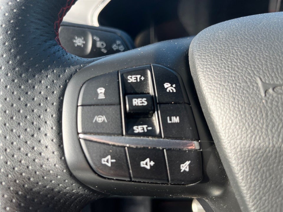 Ford Kuga 2,5 PHEV ST-Line X CVT 5d