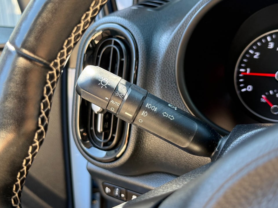 Kia Picanto 1,0 MPi Attraction 5d