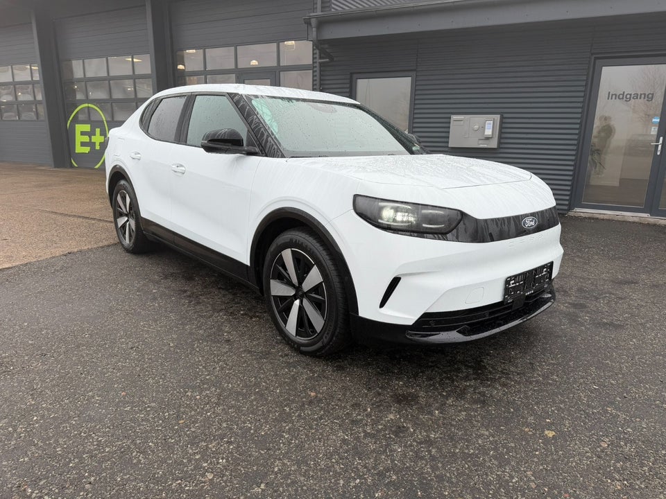 Ford Capri 77 Select Extended Range 5d