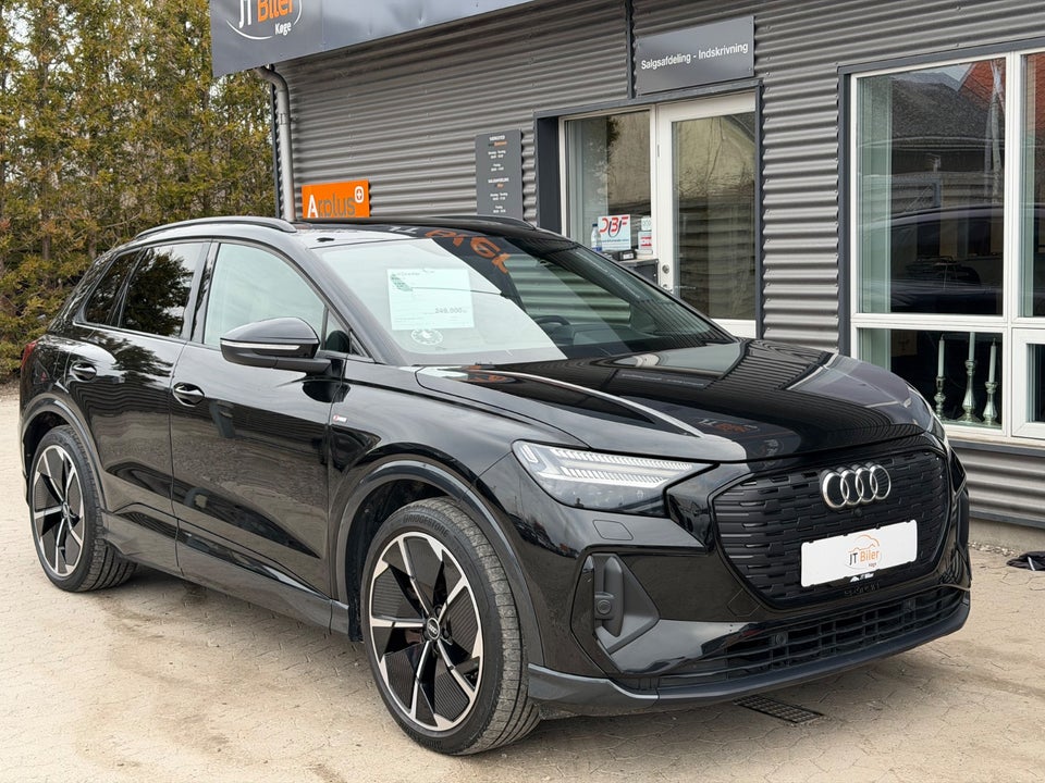 Audi Q4 e-tron 40 S-line 5d