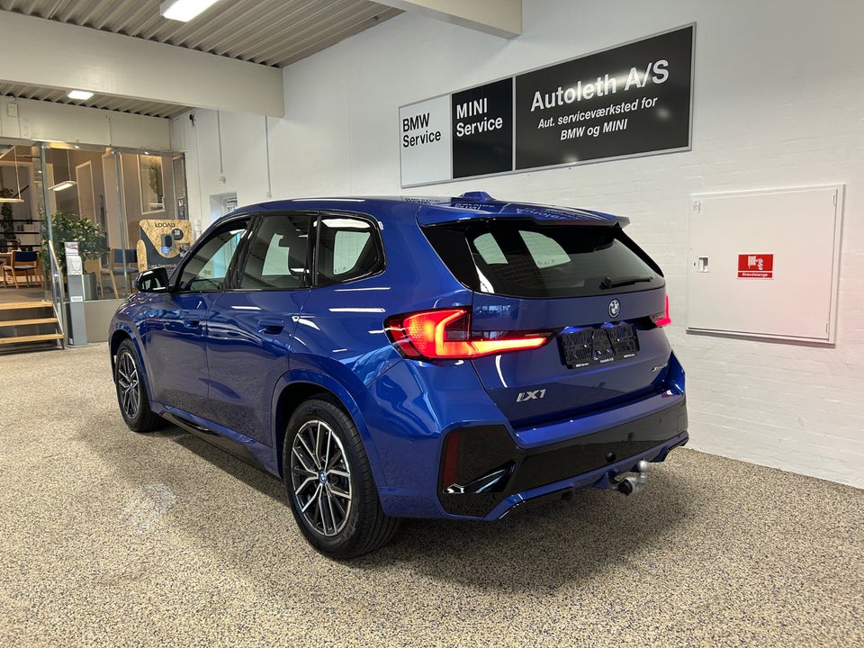 BMW iX1 xDrive30 Fully Charged M-Sport 5d