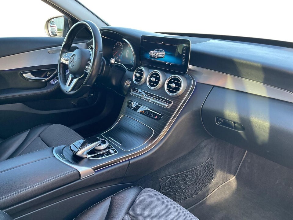 Mercedes C220 d 2,0 Progressive stc. aut. 5d