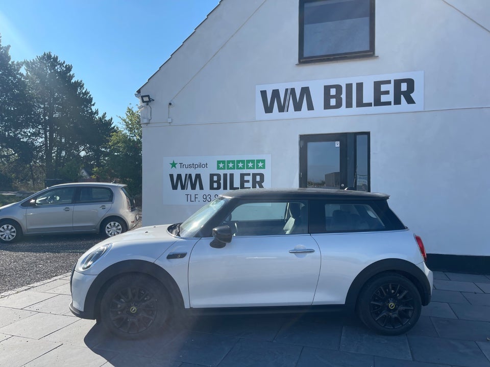 MINI Cooper SE Camden Edition 33 3d