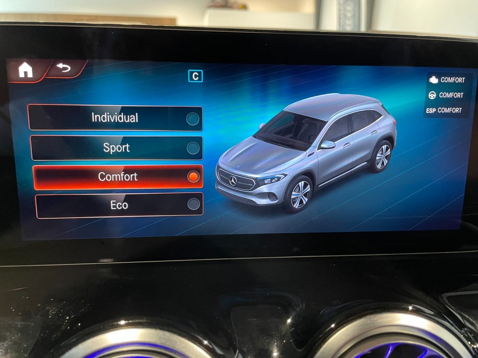Mercedes EQA250 AMG Line 5d