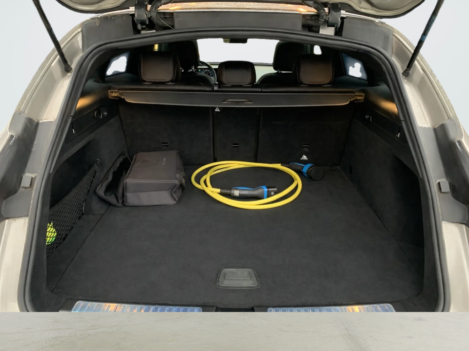 Mercedes EQC400 AMG Line 4Matic Van 5d